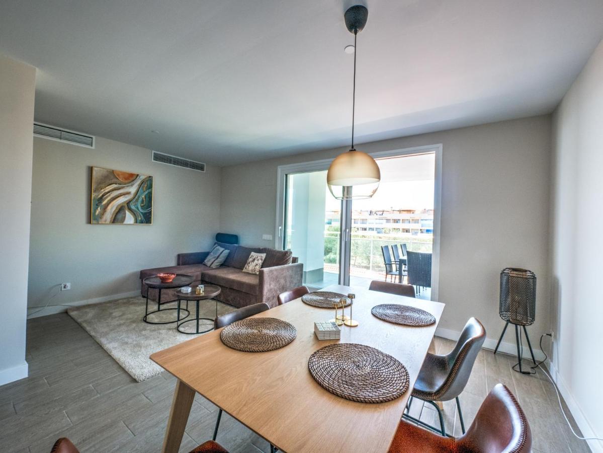 New Beach Front Apartment With Large Balcony 托罗克斯科斯塔 外观 照片